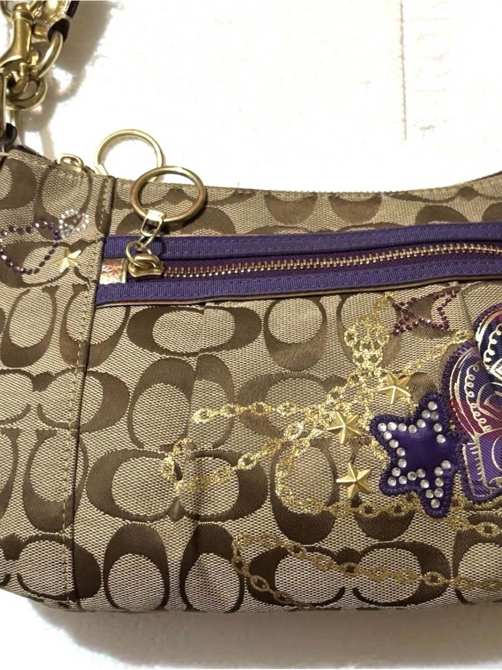 Coach Khaki Signature Canvas Shoulder Bag with Purple Accents - Picture 4 of 10
